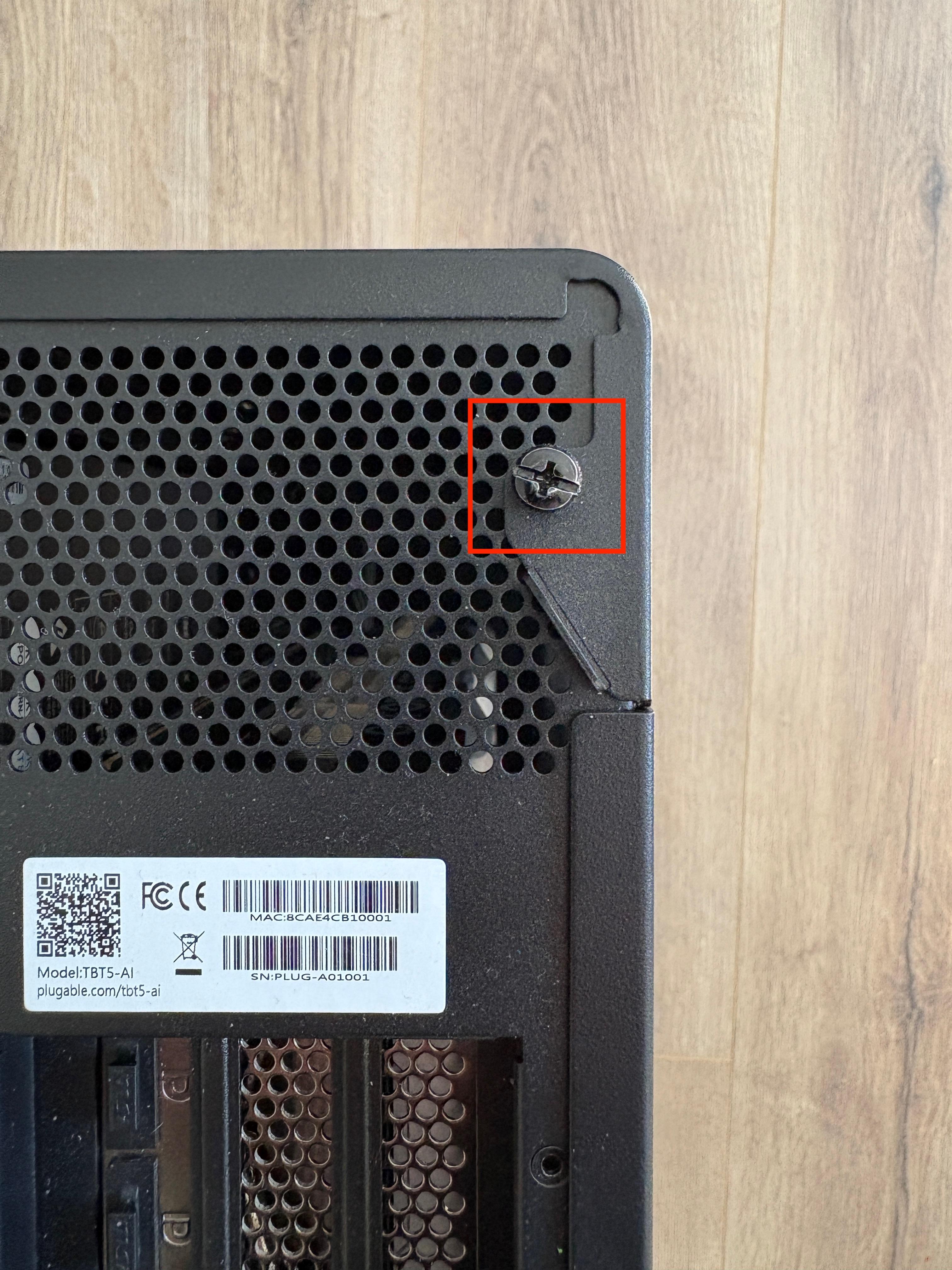 tbt5-ai rear top right thumb screw annotated