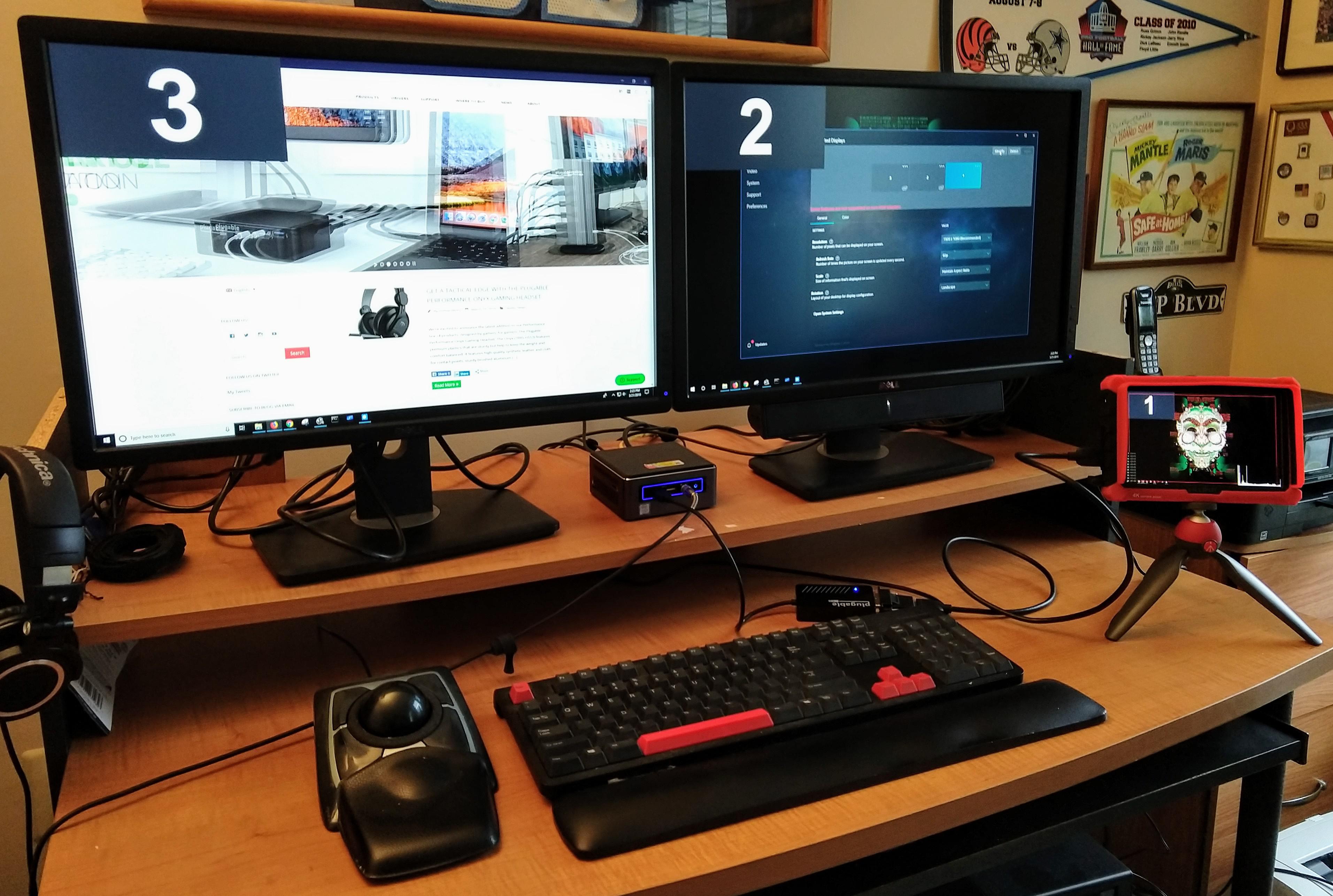 Using the Intel Graphics Command Center to Manage Multiple Displays on ...