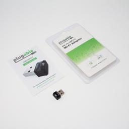 Thumbnail of Image of the packaging of the USB 2.0 Wireless Adapter