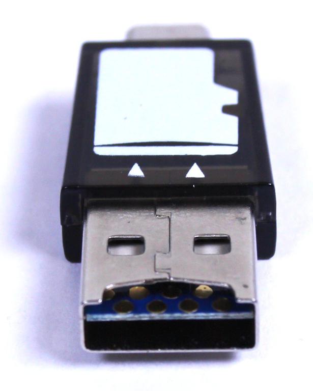 end-on detail photo of the USB 2.0 microSD card reader for phone laptop and tablet