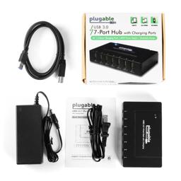 Image of what's included in the box for the Plugable 7-Port USB 3.0 Hub